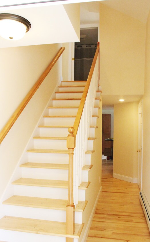 62 St, Burlington, VT 05401 Townhome Rentals in Burlington VT