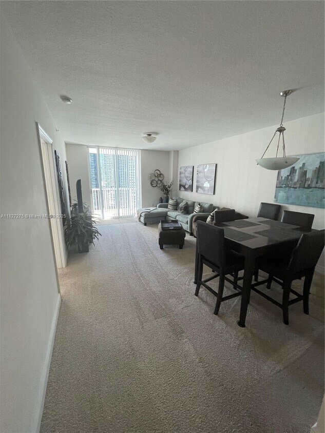 Foto principal - 1250 S Miami Ave