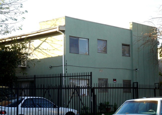 Foto del edificio - 14148 Delano St