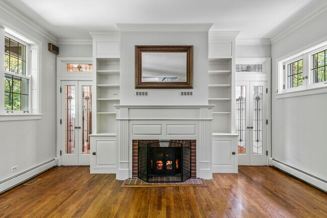 Building Photo - 1092 Wexford Ct