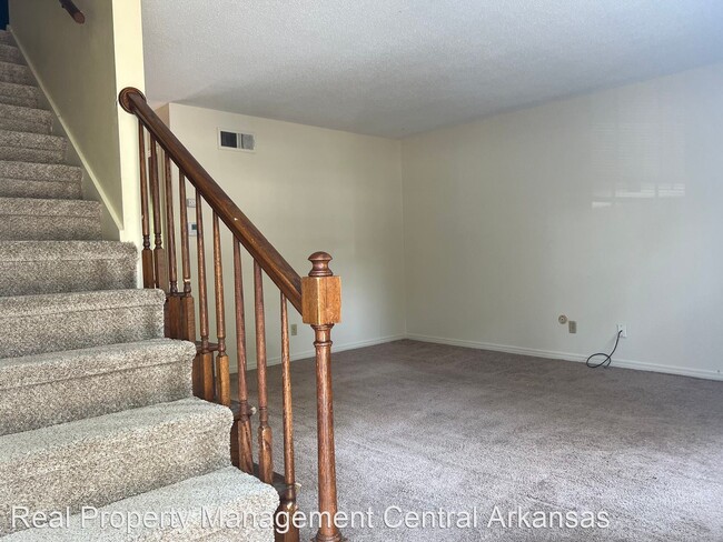 Building Photo - 2 br, 1.5 bath House - 602 1/2 W Scenic Dr.