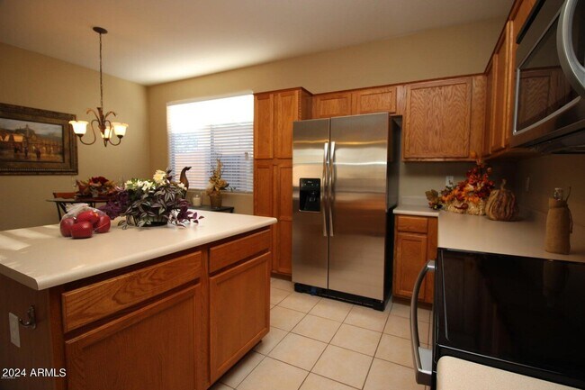 Building Photo - 20871 E Desert Hills Blvd
