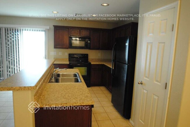 Foto del edificio - 6351 W Beverly Rd