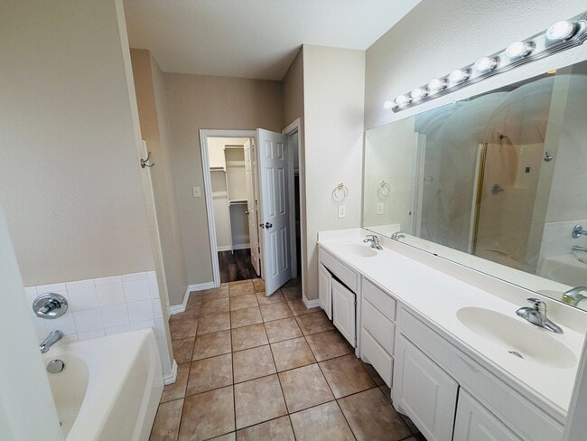 Building Photo - 5904 Blackmon Ct
