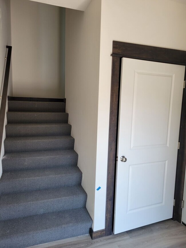 Foto del edificio - 93 W Jefferson Ave