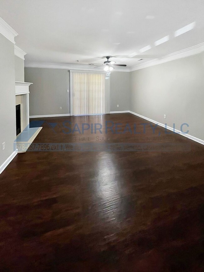 Building Photo - 715 Crestwell Cir
