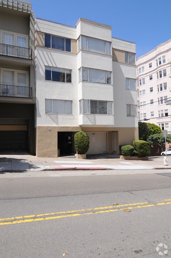 Building Photo - John Singer Sargent Apartments