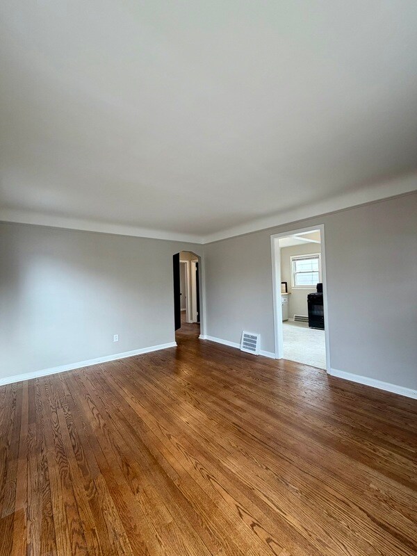 Foto del edificio - 1400 Capitol Ave