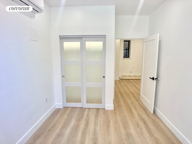Foto del edificio - 345 Bedford Ave