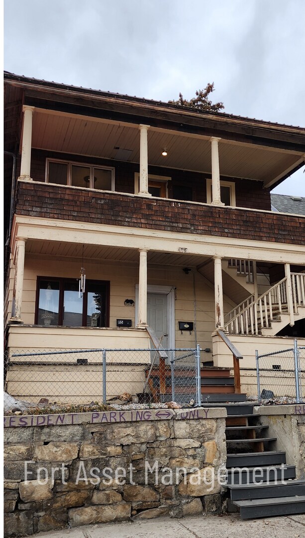 Foto del edificio - 115 Washington - Duplex
