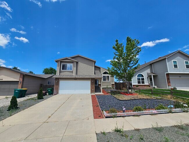 Foto del edificio - 4336 Witches Hollow Ln