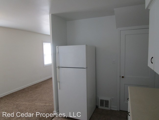 Building Photo - 1261 Downing Ct