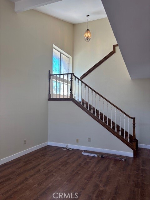 Building Photo - 25900 Oak St