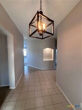 Building Photo - 6902 Golden Oak Ln