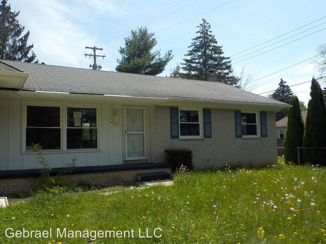 Primary Photo - 3 br, 1.5 bath House - 3639 Ridgecliffe Dr.