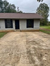 Building Photo - 105 Dorman Ave Building Photo - 105 Dorman Ave