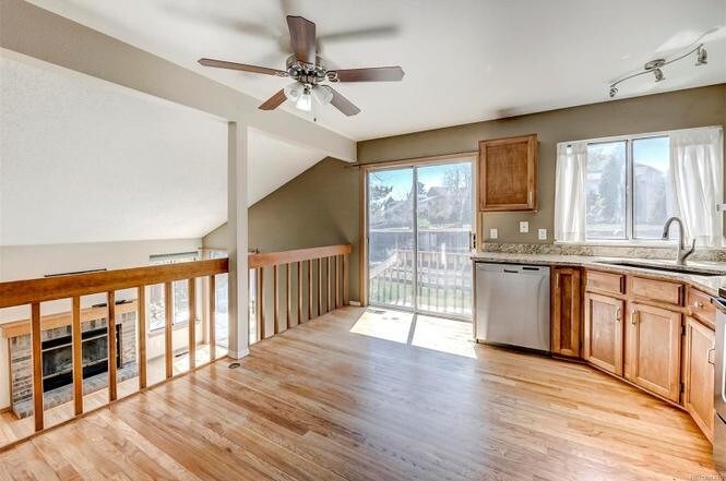 Primary Photo - 567 E Arden Cir