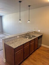 Interior Photo - Square 9