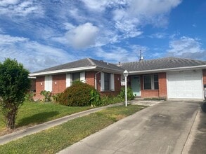 Building Photo - 4637 Calvin Dr