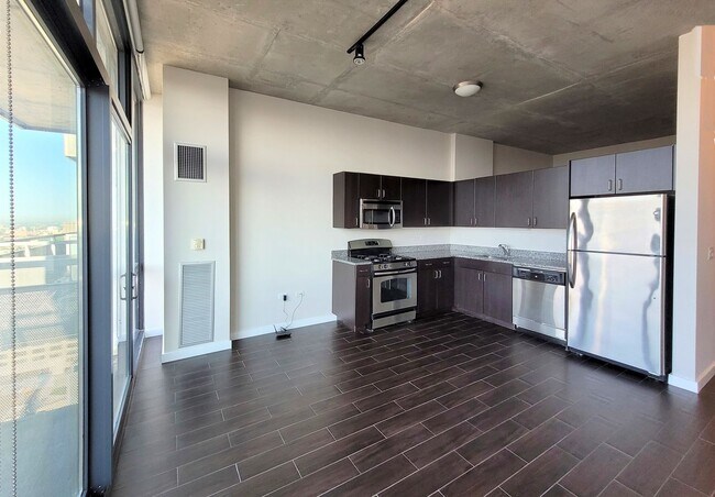 Foto del edificio - 235 W Van Buren St