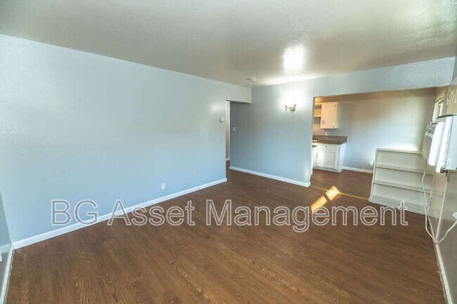 Foto del edificio - 1938 Ethan Wy