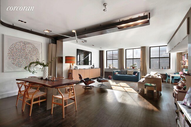 Building Photo - 345 Greenwich St