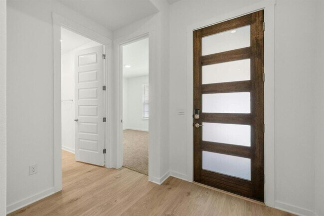 Foto del edificio - 2309 Magnolia Hl Dr