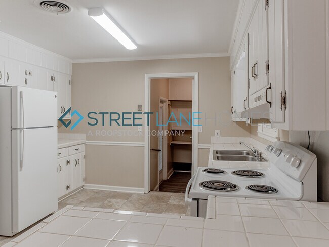 Building Photo - Charming 3 Bedroom in Augusta!