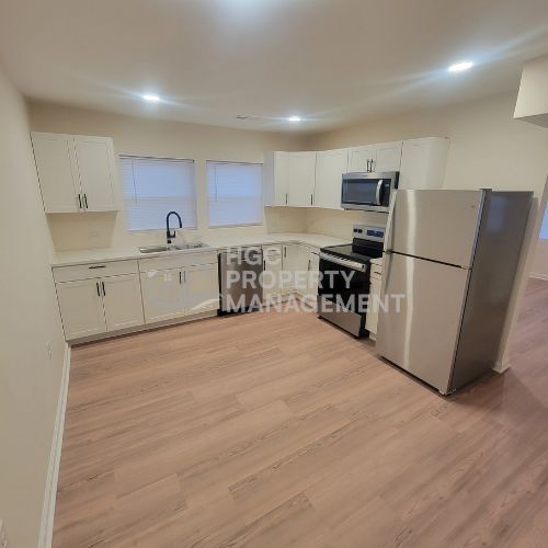 Building Photo - 1004 Ware St