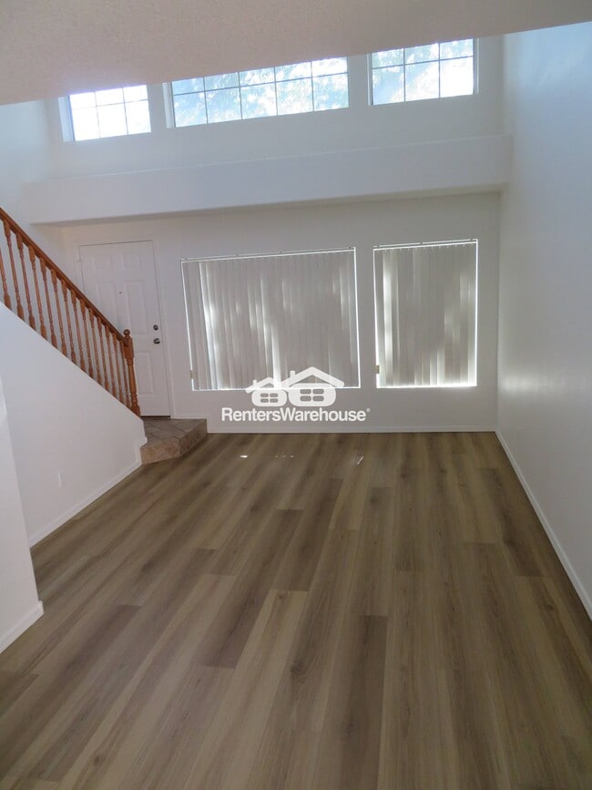 Building Photo - 17606 N 17th Pl