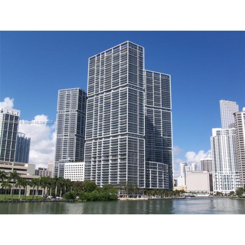 Primary Photo - 475 Brickell Ave