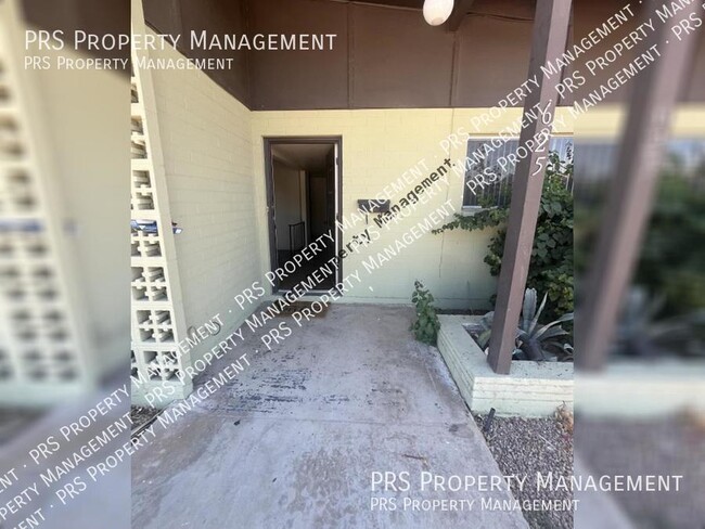 Building Photo - Reduced Price