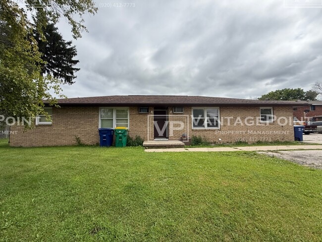 Building Photo - 2245 Imperial Ln