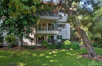 Building Photo - 2405 Via Mariposa W