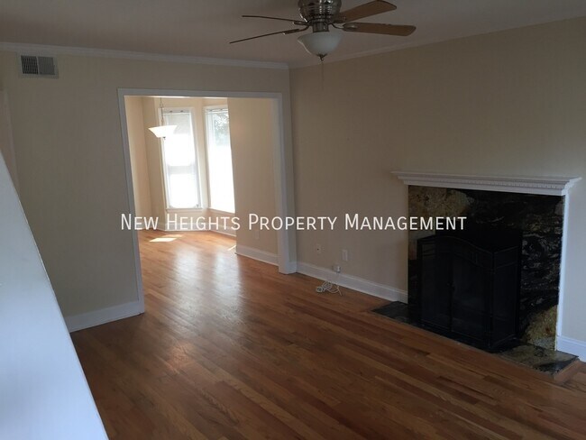 Foto del edificio - 200 Reserve Way