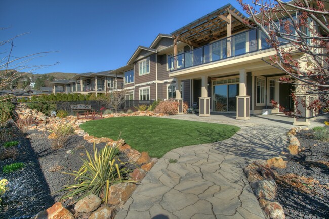 Building Photo - 8764 Hofer Dr