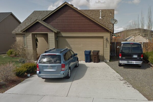 Foto principal - 1323 NW Spruce Ave