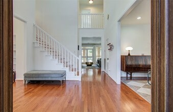 Building Photo - 15835 N Barkers Landing Rd