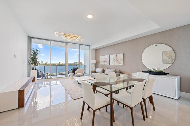 Foto del edificio - 220 Lake Shore Dr