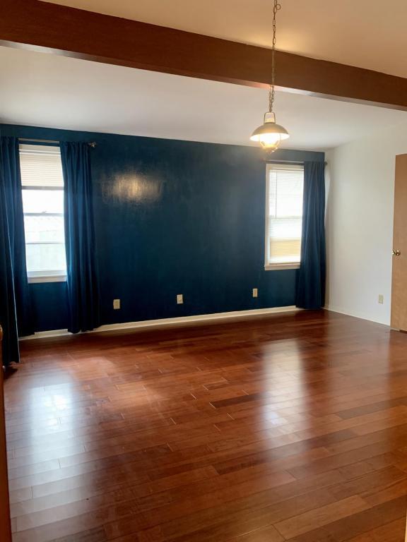 Building Photo - 1817 Davis Street