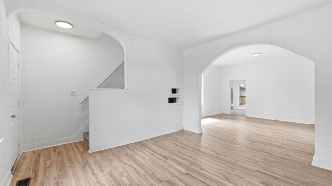 Foto del edificio - 1221 Wefel St