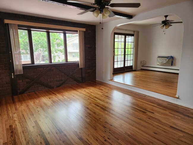 Building Photo - 1455 Kennellworth Pl
