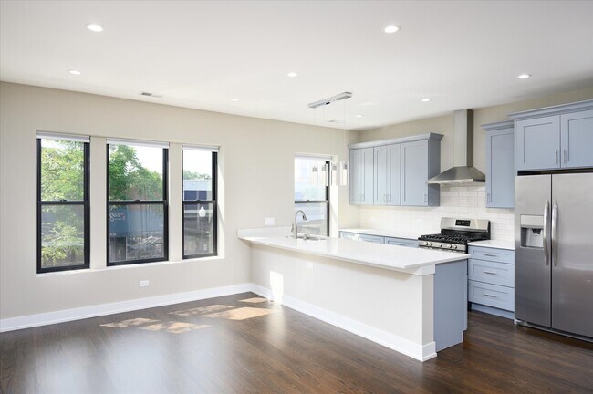 Foto del edificio - 5305 N Clark St