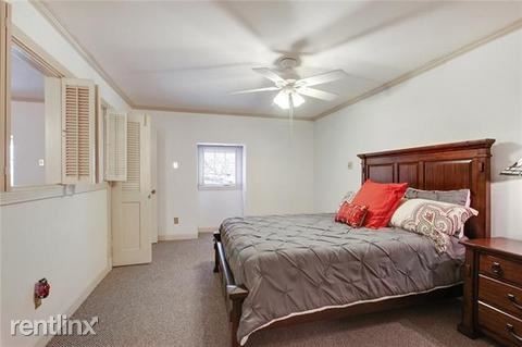 Building Photo - 1 br, 2 bath  - 3000 Saint Charles Ave