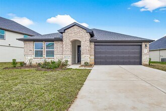 Building Photo - 3827 Langridge Dr