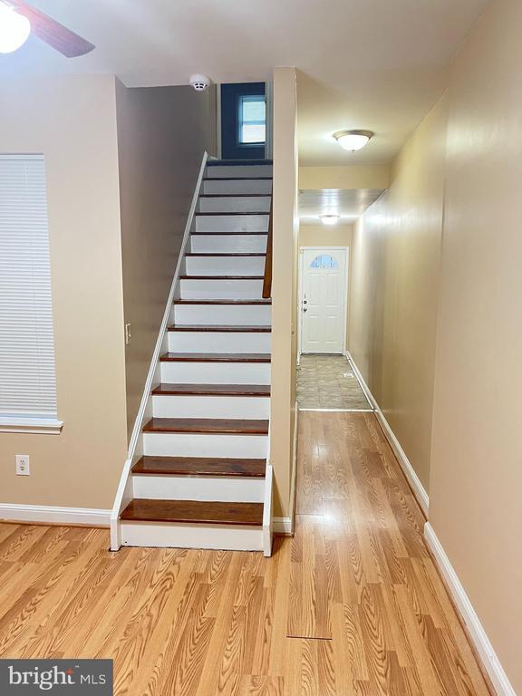 Foto del edificio - 516 N Patterson Park Ave