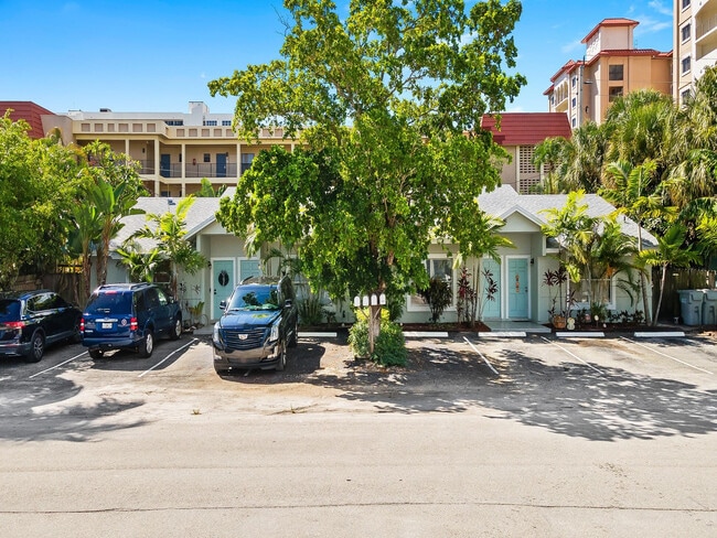 Building Photo - 3208 NE 7th St