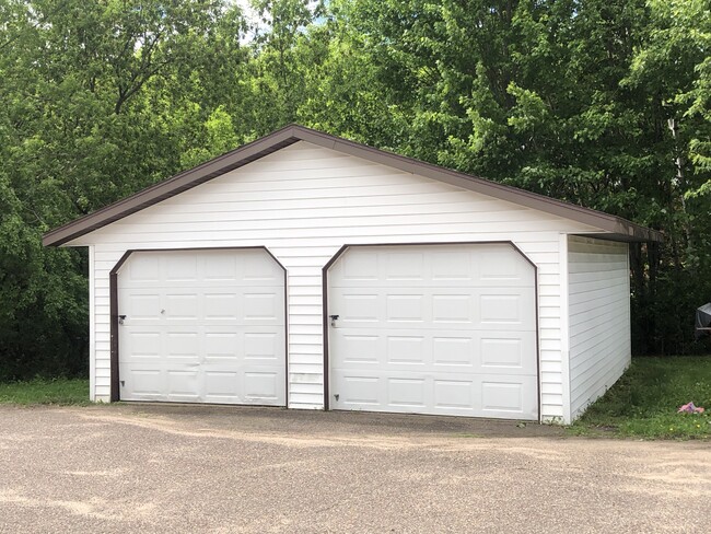 Available detached garage - 2220 4th Ave NE