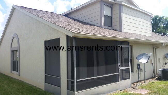 Foto del edificio - 3 bedroom Townhouse in Orlando