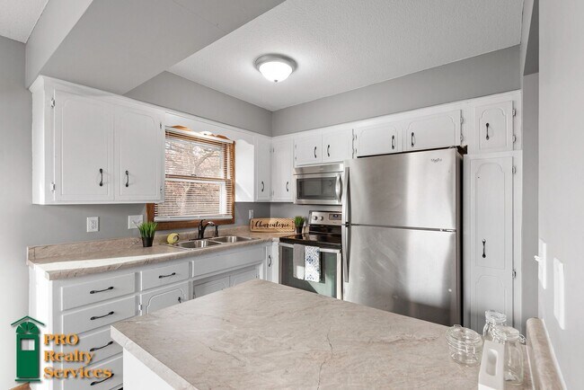 Foto del edificio - 3 Bedroom House in Oakdale
